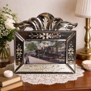 Frame Foto Cermin Ukir Hiasan Meja dan Dekorasi Rumah MI 0306001