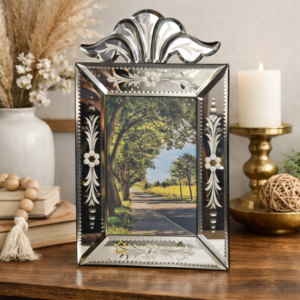 Frame Foto Cermin Ukir Hiasan Meja dan Dekorasi Rumah MI 0306003
