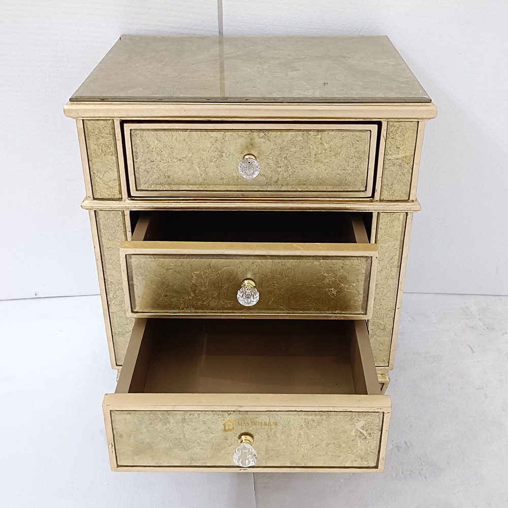 Nakas Cermin Gold 3 Laci Interiror Kamar Tidur Mewah MI 0204003